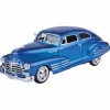 Motormax - Blue 1948 Chevy Aerosedan Fleetline Timeless Legends Collection 1/24th Scale Die-Cast Vehicle Replica