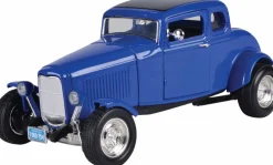 Motormax - Blue 1932 Ford Five-Window Coupe Timeless Legends Collection 1/18th Scale Die-Cast Vehicle Replica