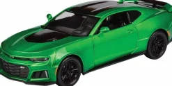 Motormax - Green 2017 Chevrolet Camaro ZL1 Timeless Legends Collection 1/24th Scale Die-Cast Vehicle Replica
