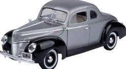 Motormax - Grey 1940 Ford Deluxe Timeless Legends Collection 1/18th Scale Die-Cast Vehicle Replica