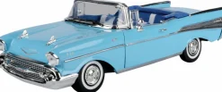 Motormax - Light Blue 1957 Chevy Bel Air (Convertible) Timeless Legends Collection 1/18th Scale Die-Cast Vehicle Replica