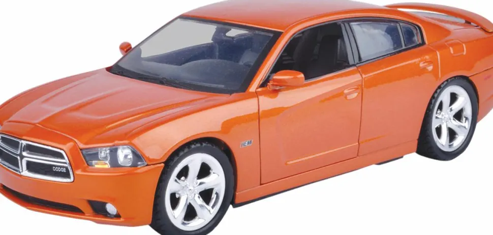 Motormax - Orange 2011 Dodge Charger R/T Timeless Legends Collection 1/24th Scale Die-Cast Vehicle Replica