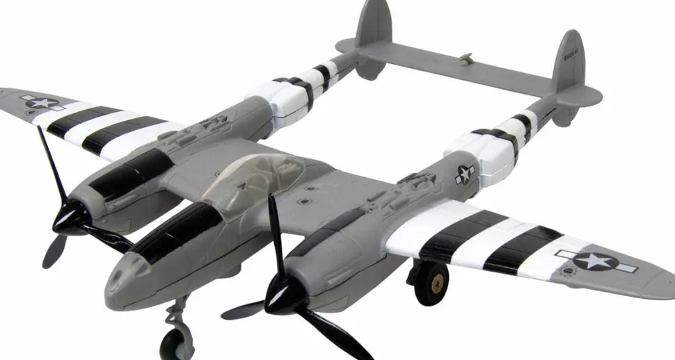 Motormax - P-38 Lightning Heavy Fighter Plane Sky Wings Collection 1/60th Scale Die-Cast Vehicle Replica