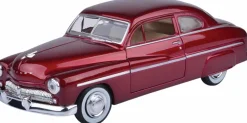 Motormax - Red 1949 Mercury Coupe Timeless Legends Collection 1/24th Scale Die-Cast Vehicle Replica