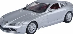 Motormax - Silver Mercedes-Benz SLR McLaren Timeless Legends Collection 1/24th Scale Die-Cast Vehicle Replica