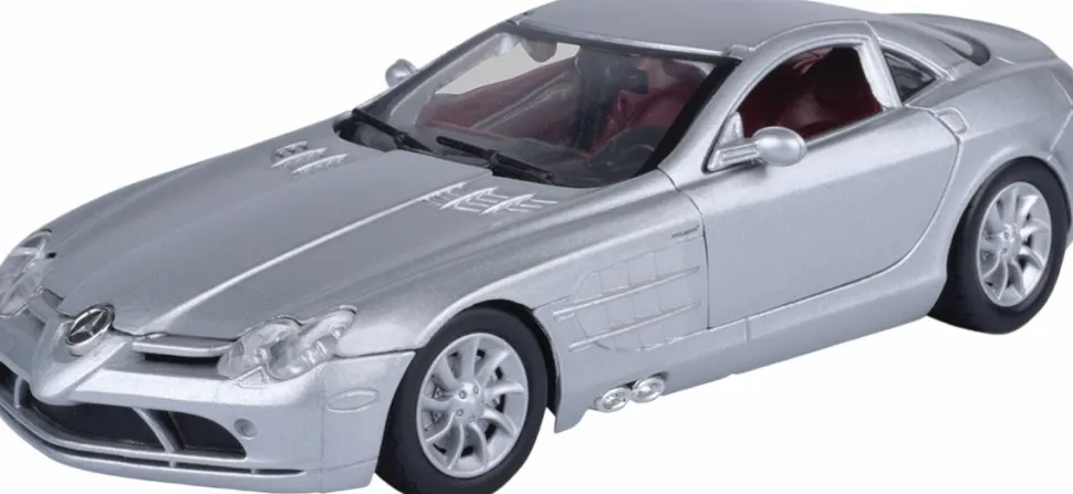 Motormax - Silver Mercedes-Benz SLR McLaren Timeless Legends Collection 1/24th Scale Die-Cast Vehicle Replica