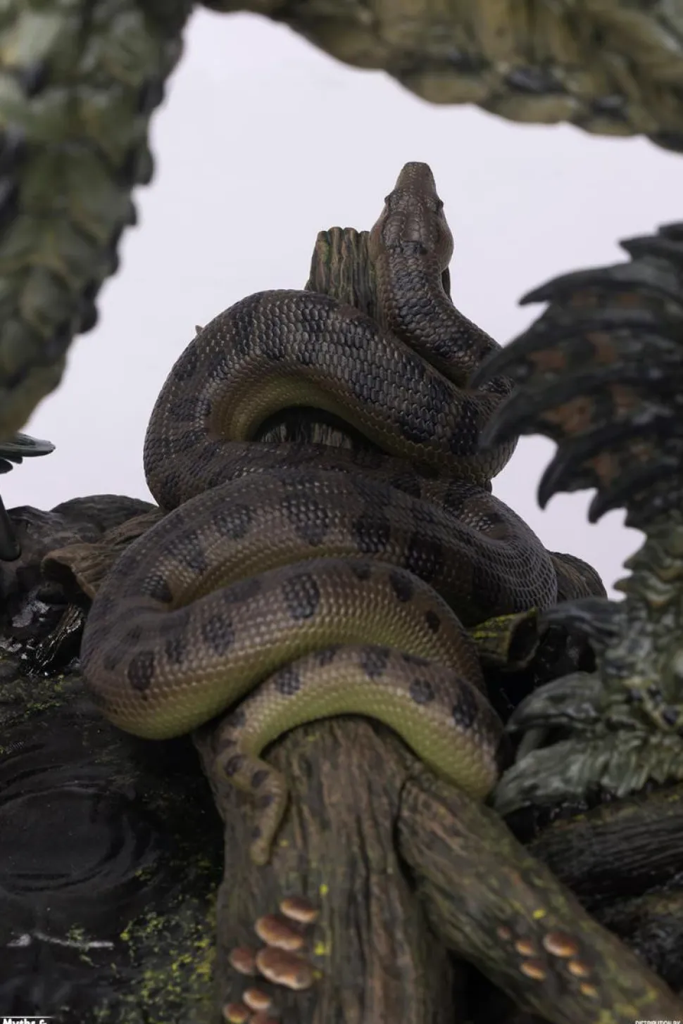 Myths & Monsters - Gillman 16" Maquette Statue