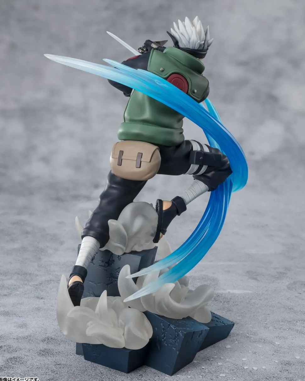 Naruto: Shippuden - Kakashi Hatake (Conclusion with One Once Called A Friend) FiguartsZERO Extra Battle 6" Statue