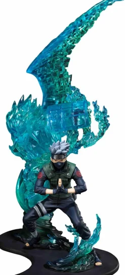 Naruto: Shippuden - Kakashi Hatake with Susanoo (Kizuna Relation) FiguartsZERO 17" Statue