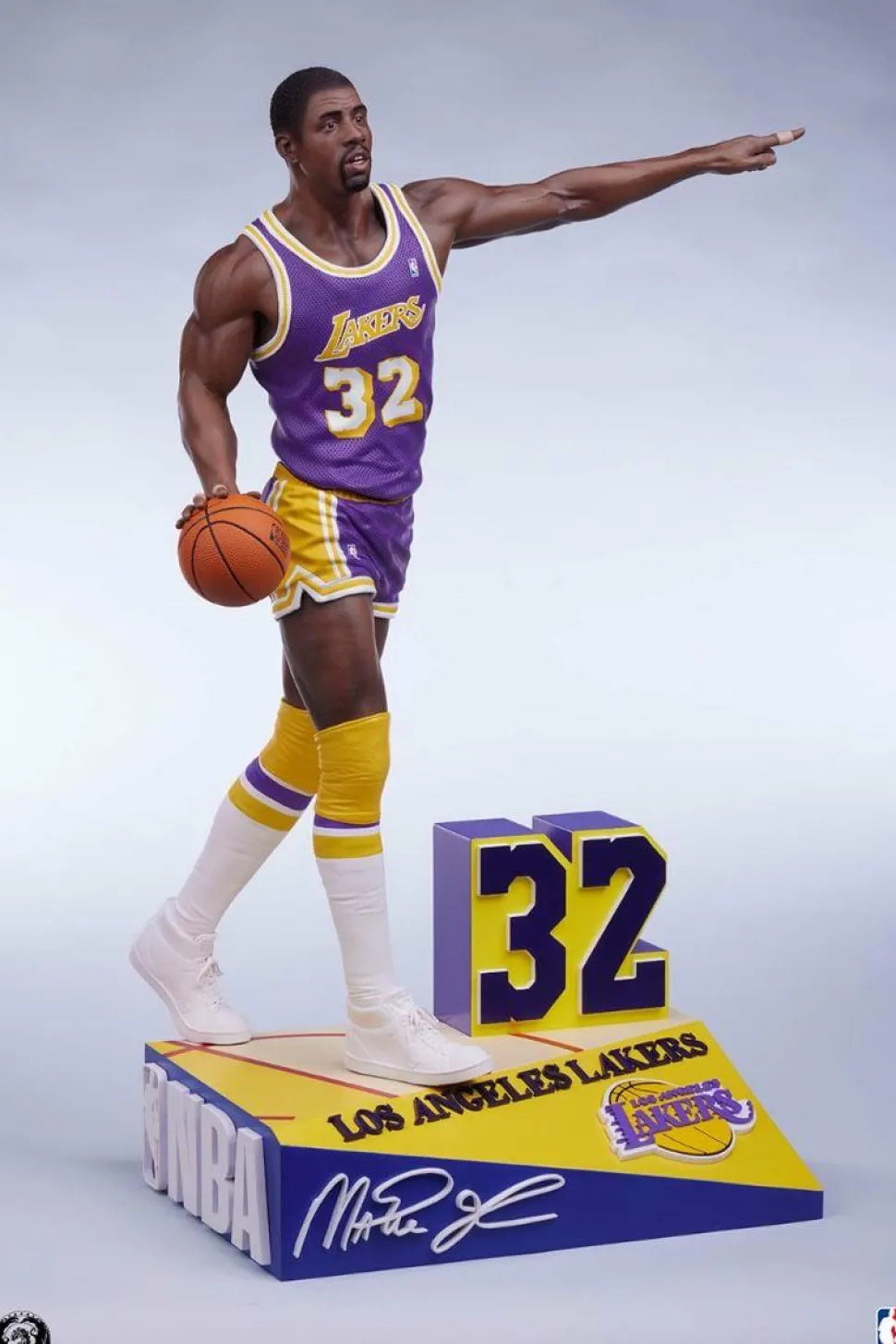 NBA Basketball - Magic Johnson Los Angeles Lakers 1/4 Scale Statue