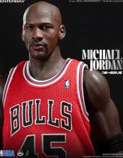 NBA Basketball - Michael Jordan (I'm Back #45) 1/6th Scale Action Figure