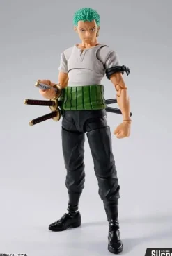 One Piece - Roronoa Zoro (Romance Dawn) S.H.Figuarts 6" Action Figure