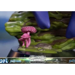 Ori and the Blind Forest - Ori and Naru Day Variant 8” PVC Statue