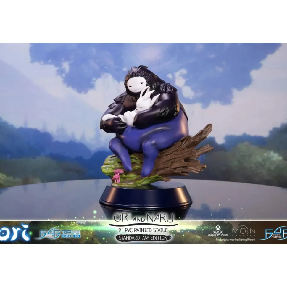 Ori and the Blind Forest - Ori and Naru Day Variant 8” PVC Statue