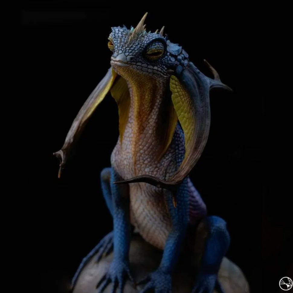 Origin - Crown Lizard 9” Statue by David Zhou