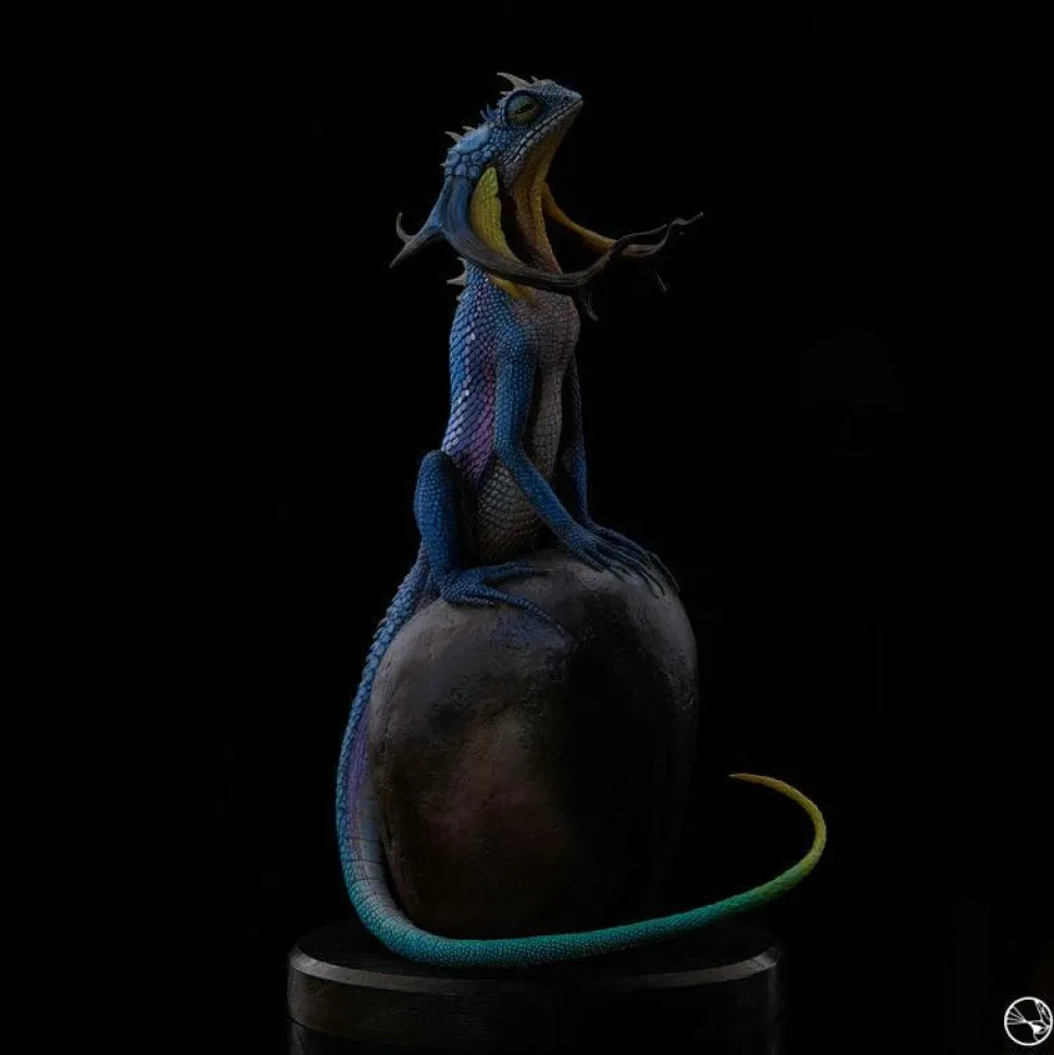Origin - Crown Lizard 9” Statue by David Zhou