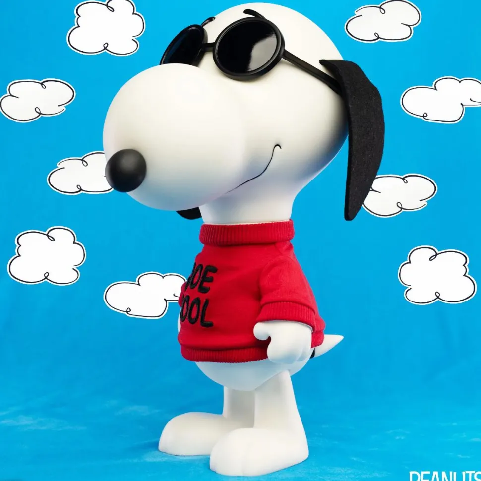 Peanuts - Joe Cool Snoopy SuperSize 12" Vinyl Figure