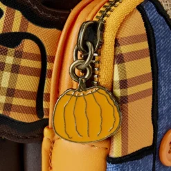 Peanuts - Snoopy Scarecrow Cosplay 10