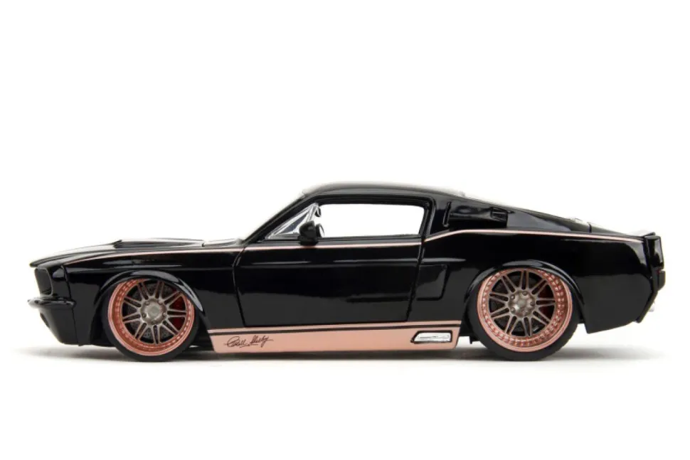Pink Slips - Black 1967 Ford Mustang Shelby GT-500 1/24th Scale Die-Cast Vehicle Replica