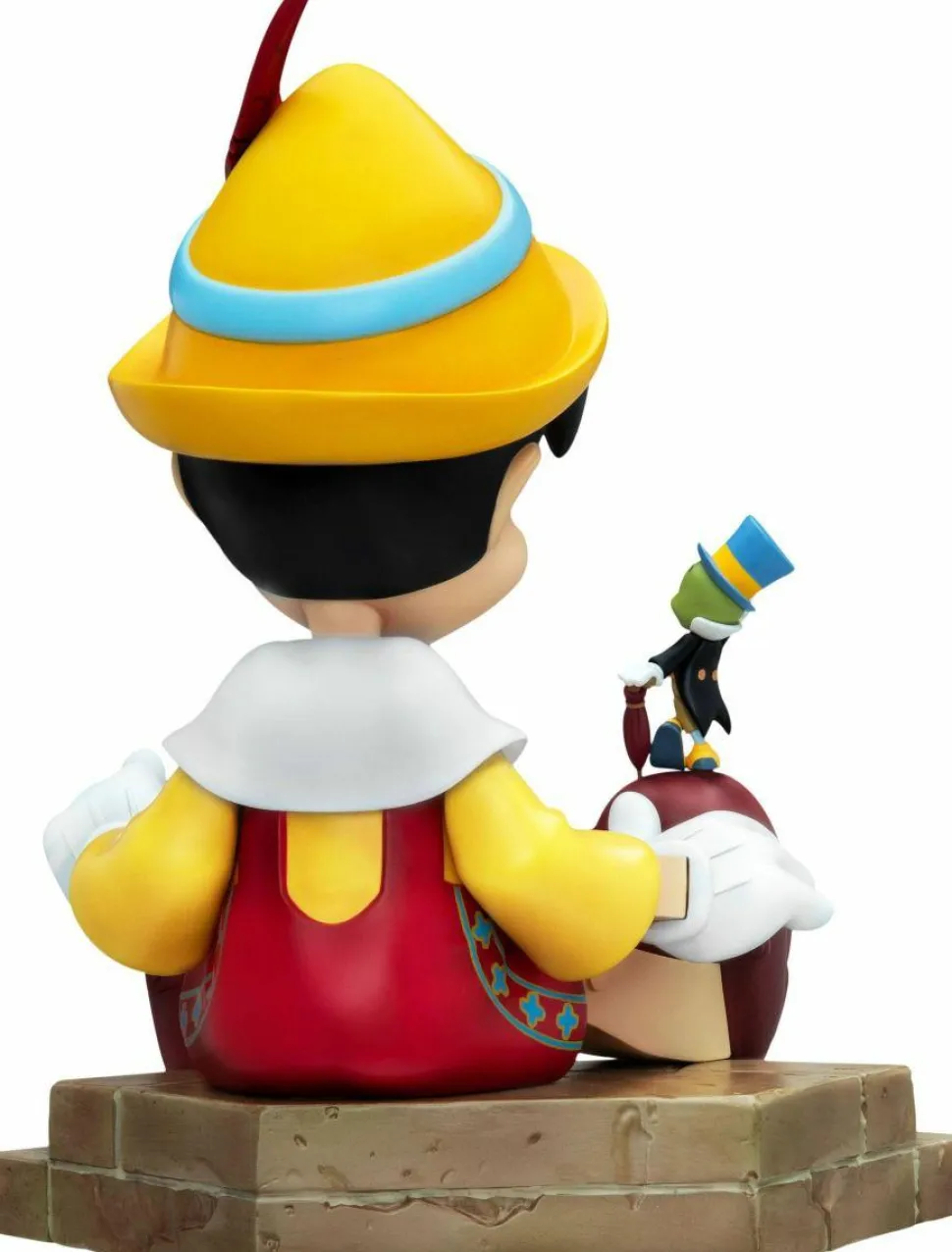 Pinocchio (1940) - Pinocchio with Jiminy Cricket Master Craft 11” Statue