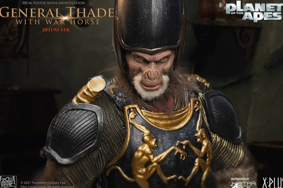 Planet of the Apes (2001) - General Thade & War Horse Deluxe 11” Statue