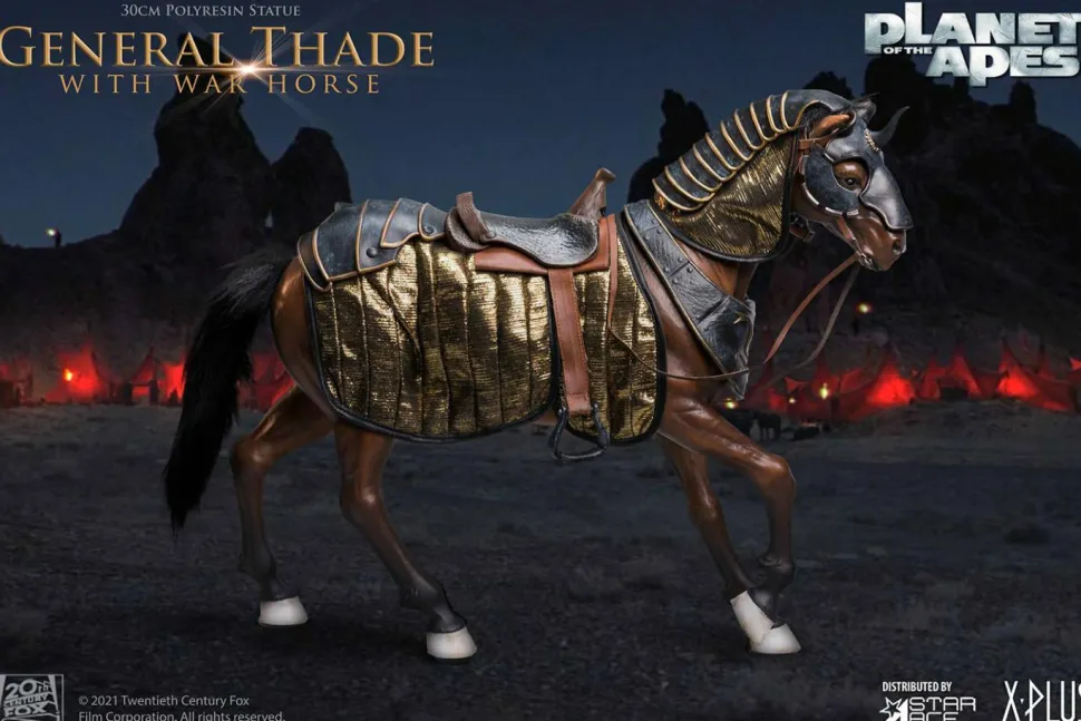 Planet of the Apes (2001) - General Thade & War Horse Deluxe 11” Statue
