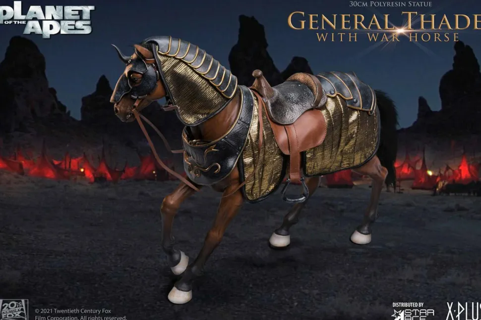 Planet of the Apes (2001) - General Thade & War Horse Deluxe 11” Statue