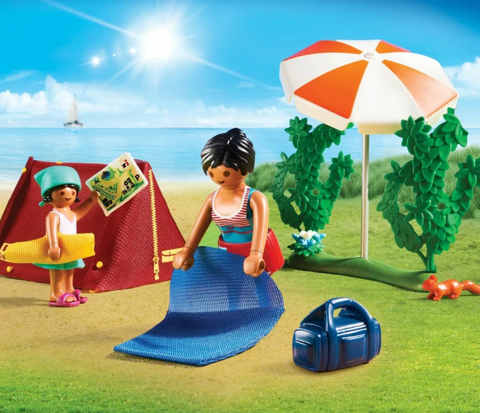 Playmobil: Family Fun - Large Campground Playset (70087)