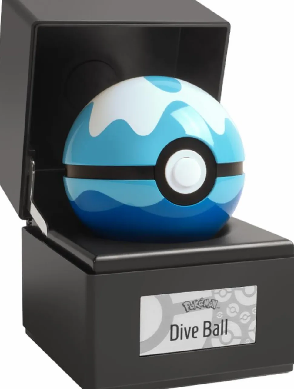 Pokemon - Dive Ball 1:1 Scale Life-Size Die-Cast Prop Replica