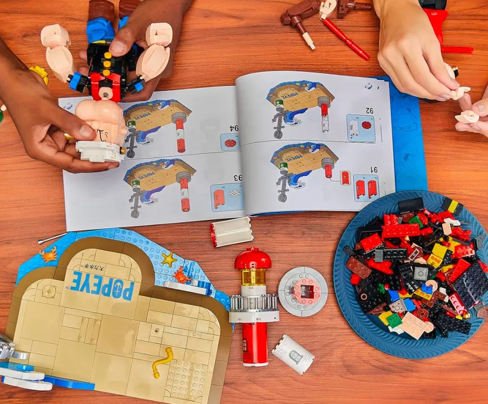 Popeye - Popeye with Olive Oyl Building Block Construction Set (1209 Pieces)