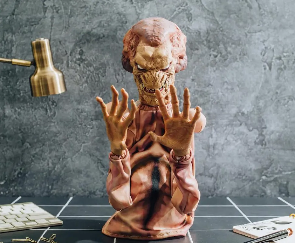 Pumpkinhead (1988) - Pumpkinhead Horror Reachers 13" Boxing Puppet