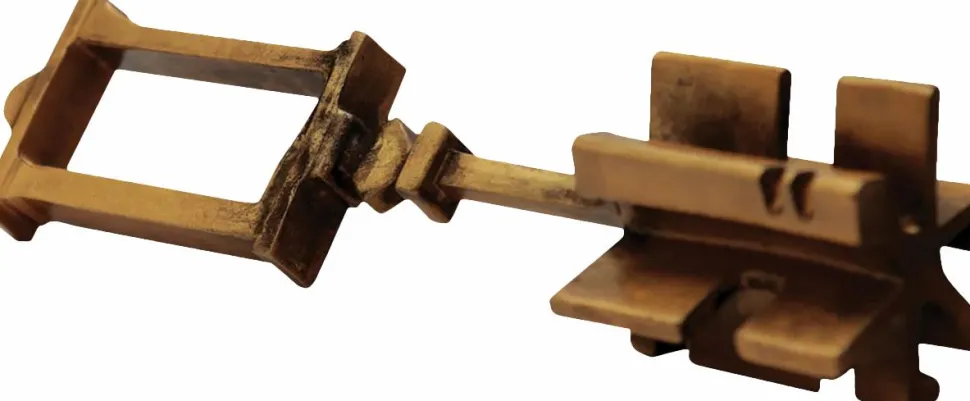Resident Evil 4 - Wayshrine Key Limited Edition Metal Prop Replica