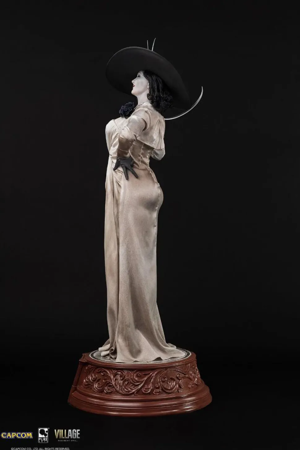 Resident Evil Village - Lady Dimitrescu 1/4 Scale Statue