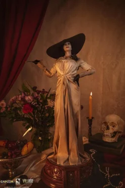 Resident Evil Village - Lady Dimitrescu 1/4 Scale Statue