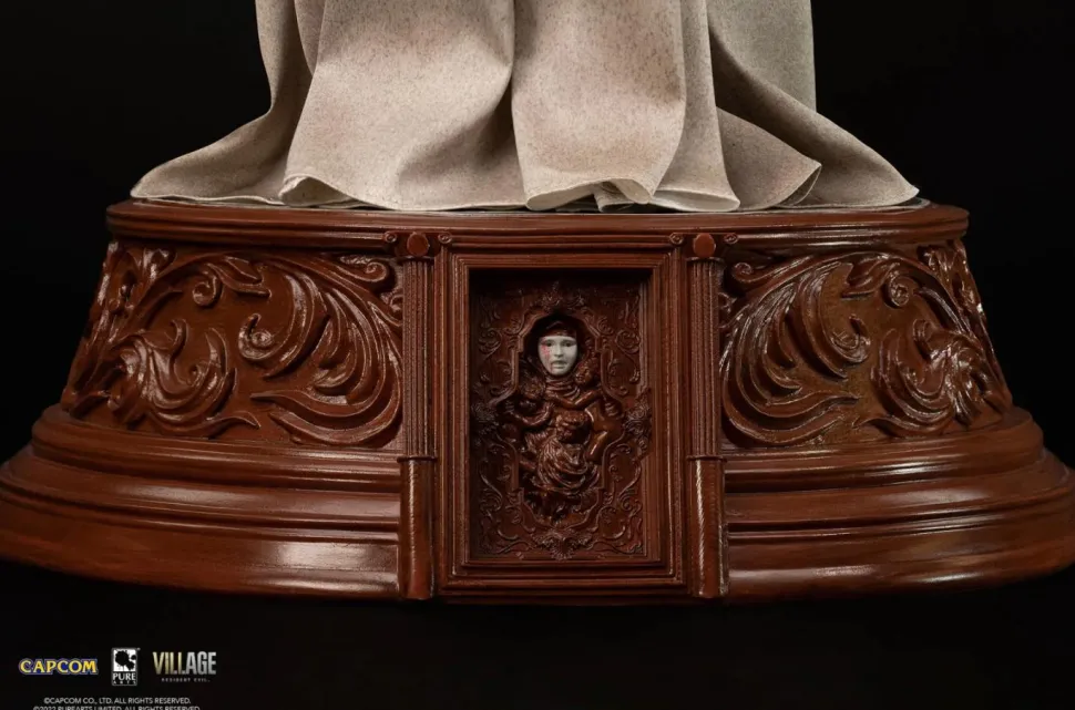Resident Evil Village - Lady Dimitrescu 1/4 Scale Statue