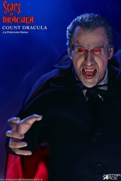 Scars of Dracula - Count Dracula Light-Up Variant 1/4 Scale Statue (Int Sales Only)