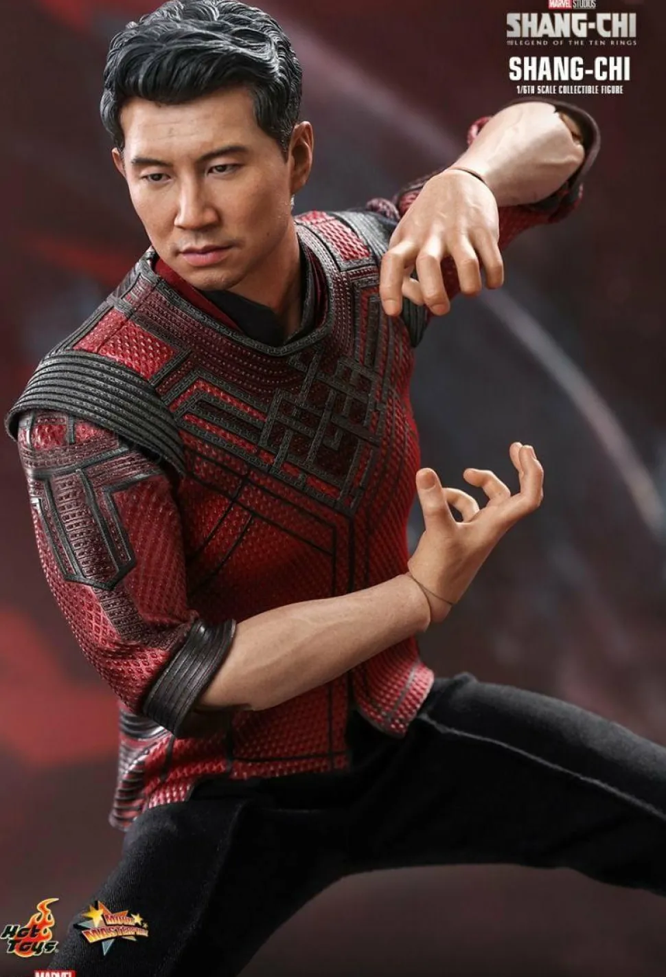 Shang-Chi and the Legend of the Ten Rings - Shang-Chi 1/6th Scale Hot Toys Action Figure
