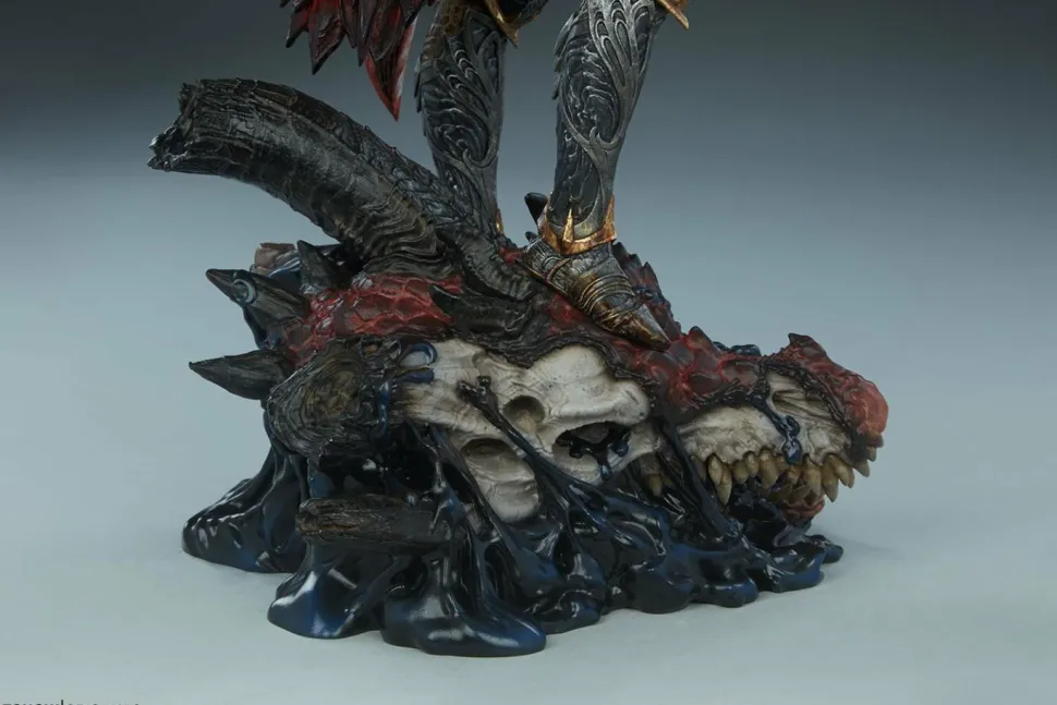Sideshow Originals - Dragon Slayer: Warrior Forged in Flame 18” Statue