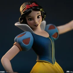Snow White and the Seven Dwarfs (1937) - Snow White and Dopey 1/10th Scale Statue
