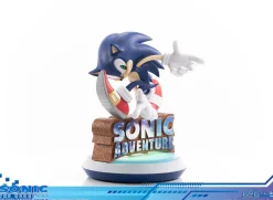 Sonic Adventure - Sonic the Hedgehog Deluxe 8” PVC Statue