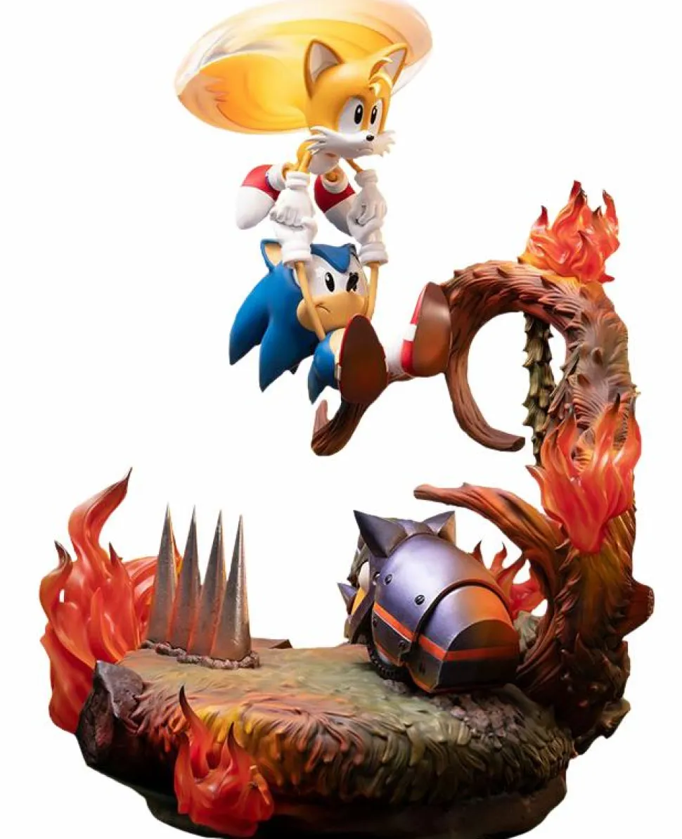 Sonic the Hedgehog - Sonic & Tails Diorama Statue