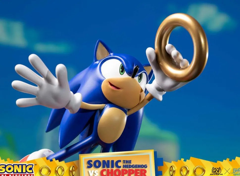 Sonic the Hedgehog - Sonic the Hedgehog vs Chopper 11” Diorama Statue