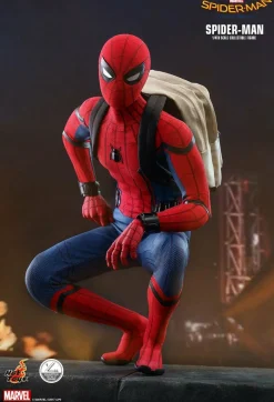 Spider-Man: Homecoming - Spider-Man 1/4 Scale Hot Toys Action Figure