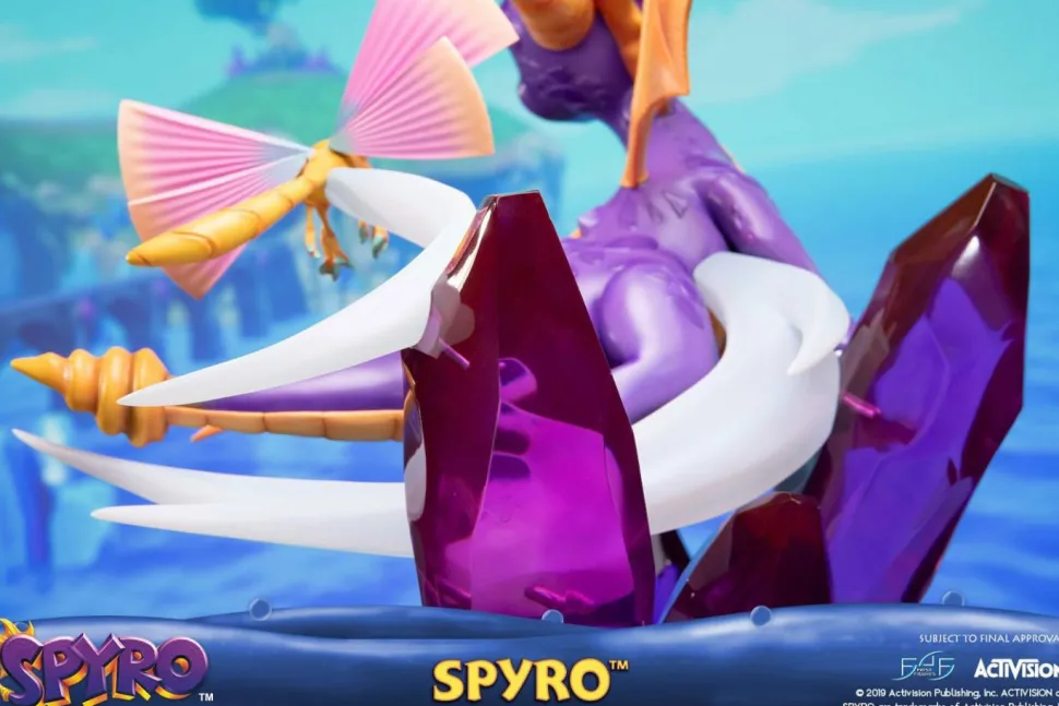 Spyro Reignited - Spyro the Dragon 17” Diorama Statue