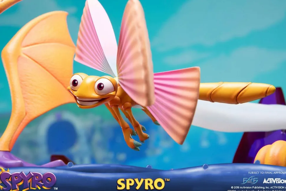 Spyro Reignited - Spyro the Dragon 17” Diorama Statue