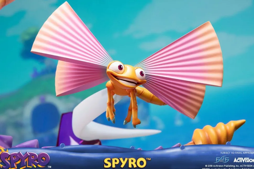 Spyro Reignited - Spyro the Dragon 17” Diorama Statue