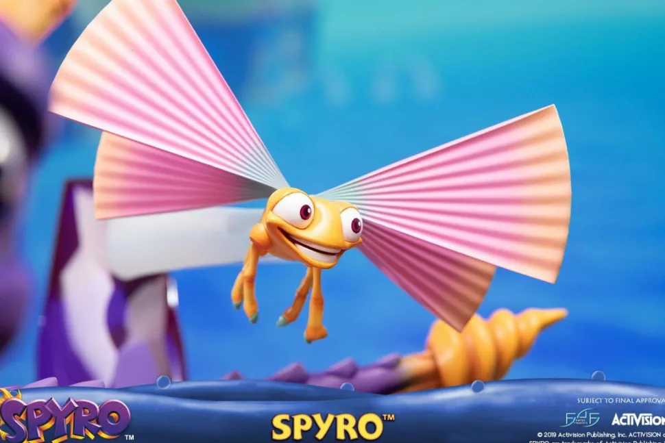 Spyro Reignited - Spyro the Dragon 17” Diorama Statue
