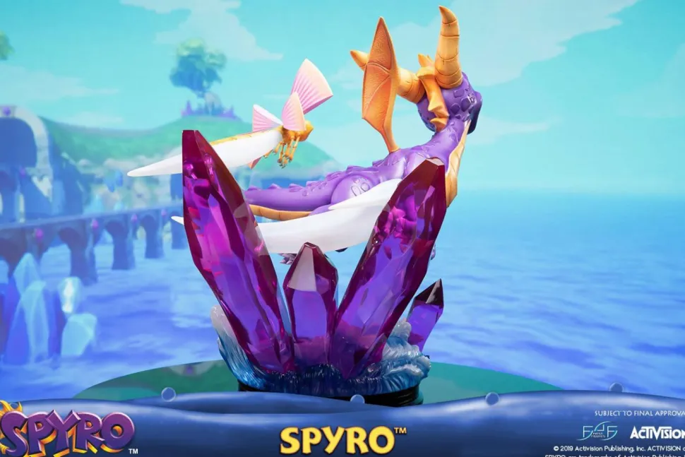 Spyro Reignited - Spyro the Dragon 17” Diorama Statue
