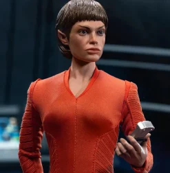 Star Trek: Enterprise - Commander T’Pol 1/6th Scale Action Figure