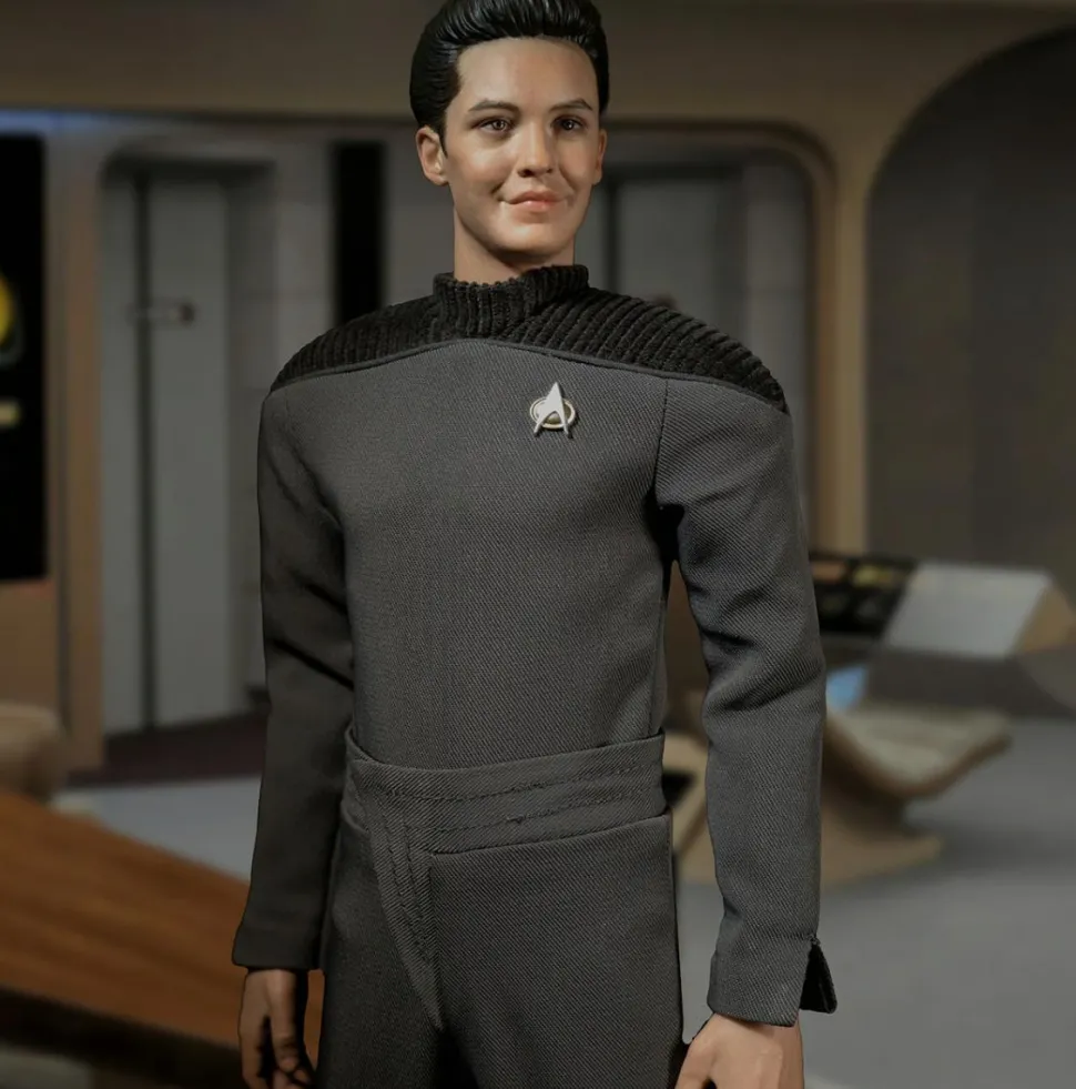 Star Trek: The Next Generation - Wesley Crusher 1/6th Scale Action Figure
